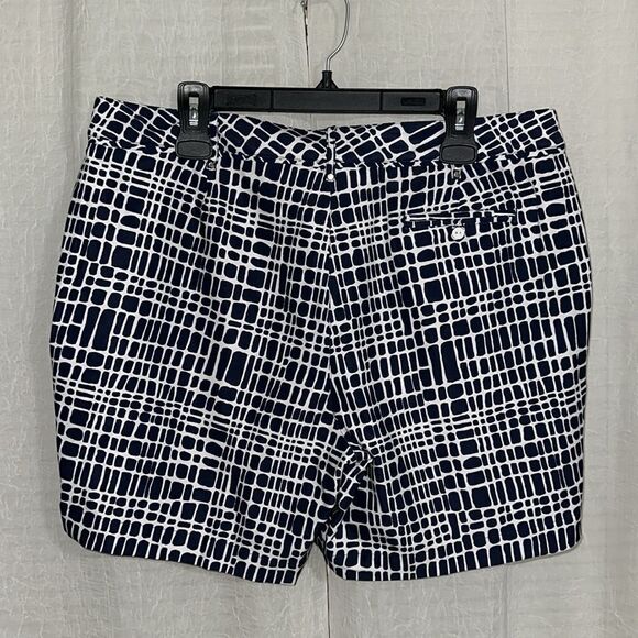 Lady Hagen 14 Navy White English Garden Cobblestone Print Short - Picture 2 of 11